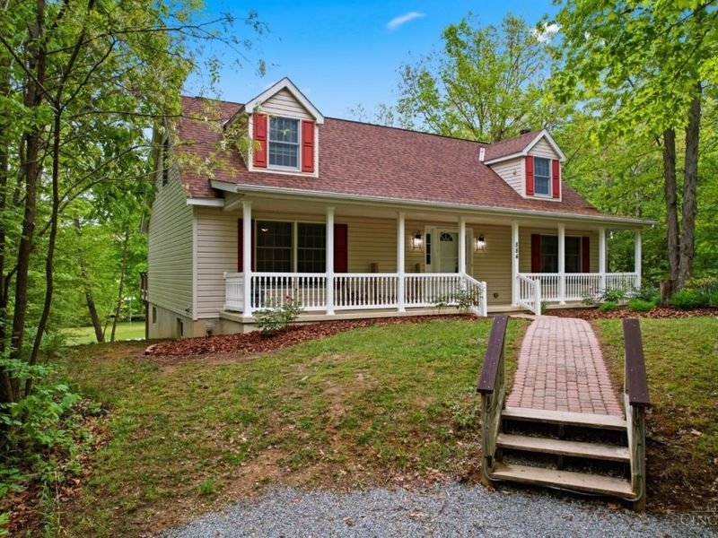 884 Waynoka Dr, Jackson Twp, OH 45171 Photo 1