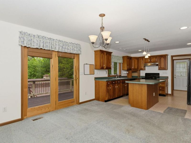 884 Waynoka Dr, Jackson Twp, OH 45171 Photo 19