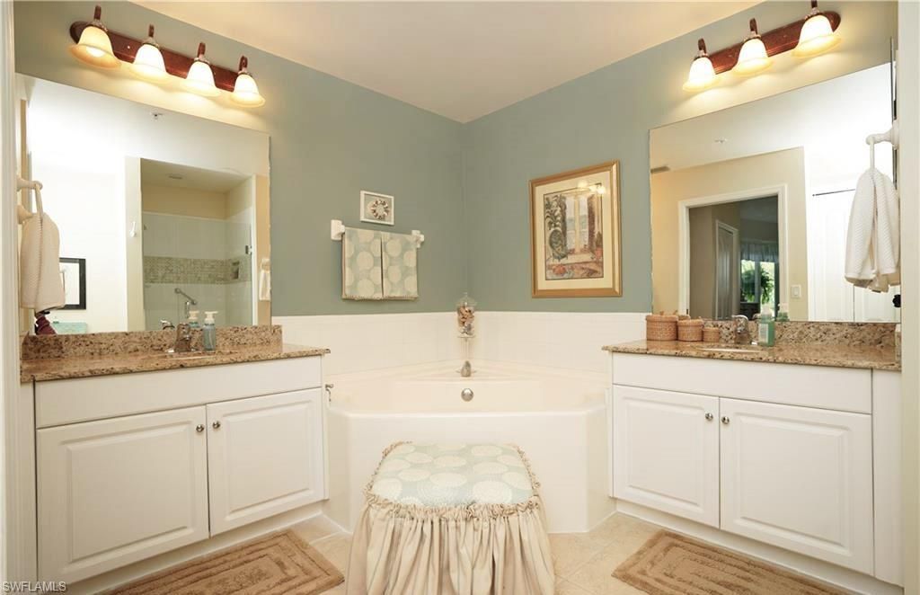 3435 Laurel Greens Ln S, Unit 102, Naples, FL 34119 Photo