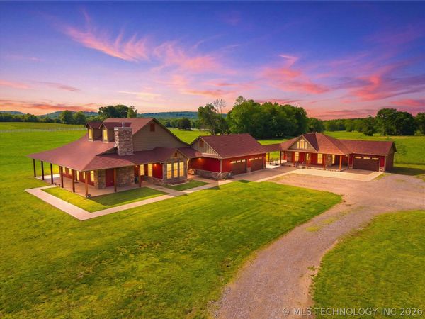 467281 Highway 100 , Stilwell, OK 74960
