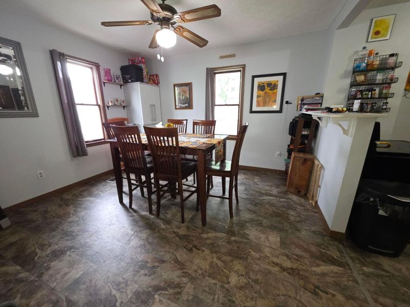 183 Chicago Avenue , Marion, OH 43302 Photo 3