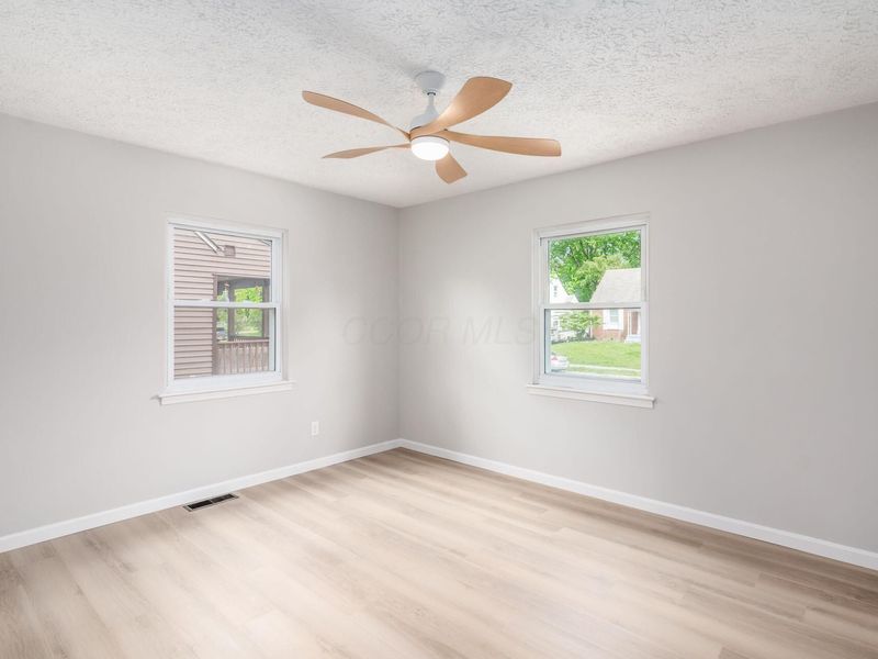 3569 Dresden Street , Columbus, OH 43224 Photo 9