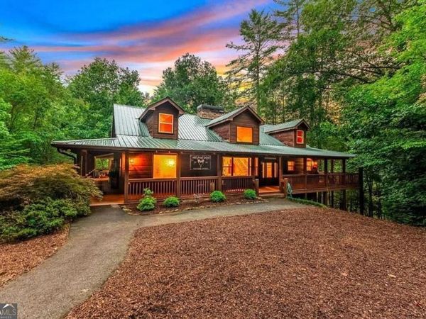 390 Twin Creeks, Blue Ridge, GA 30513