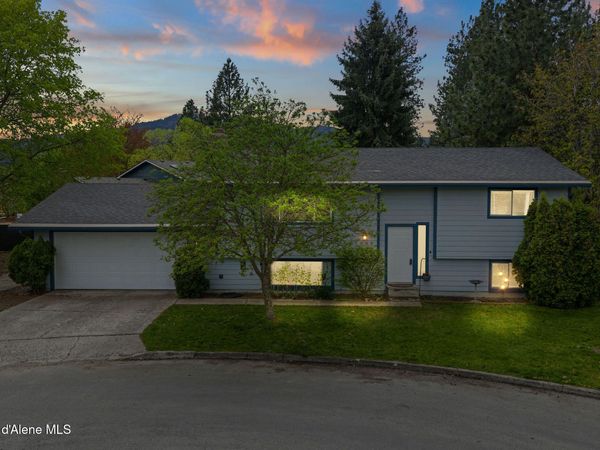 1500 E Brook DR , Post Falls, ID 83854