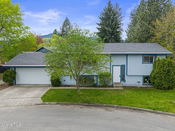 1500 E Brook DR, Post Falls, ID 83854