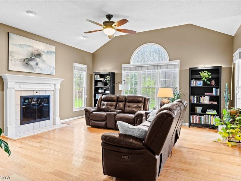 7375 Burntwood Way, Hudson, OH 44236 Photo 6