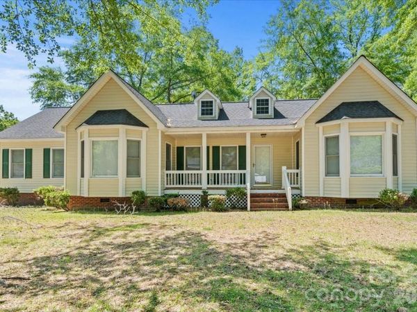 570 Coach Road, Cheraw, SC 29520