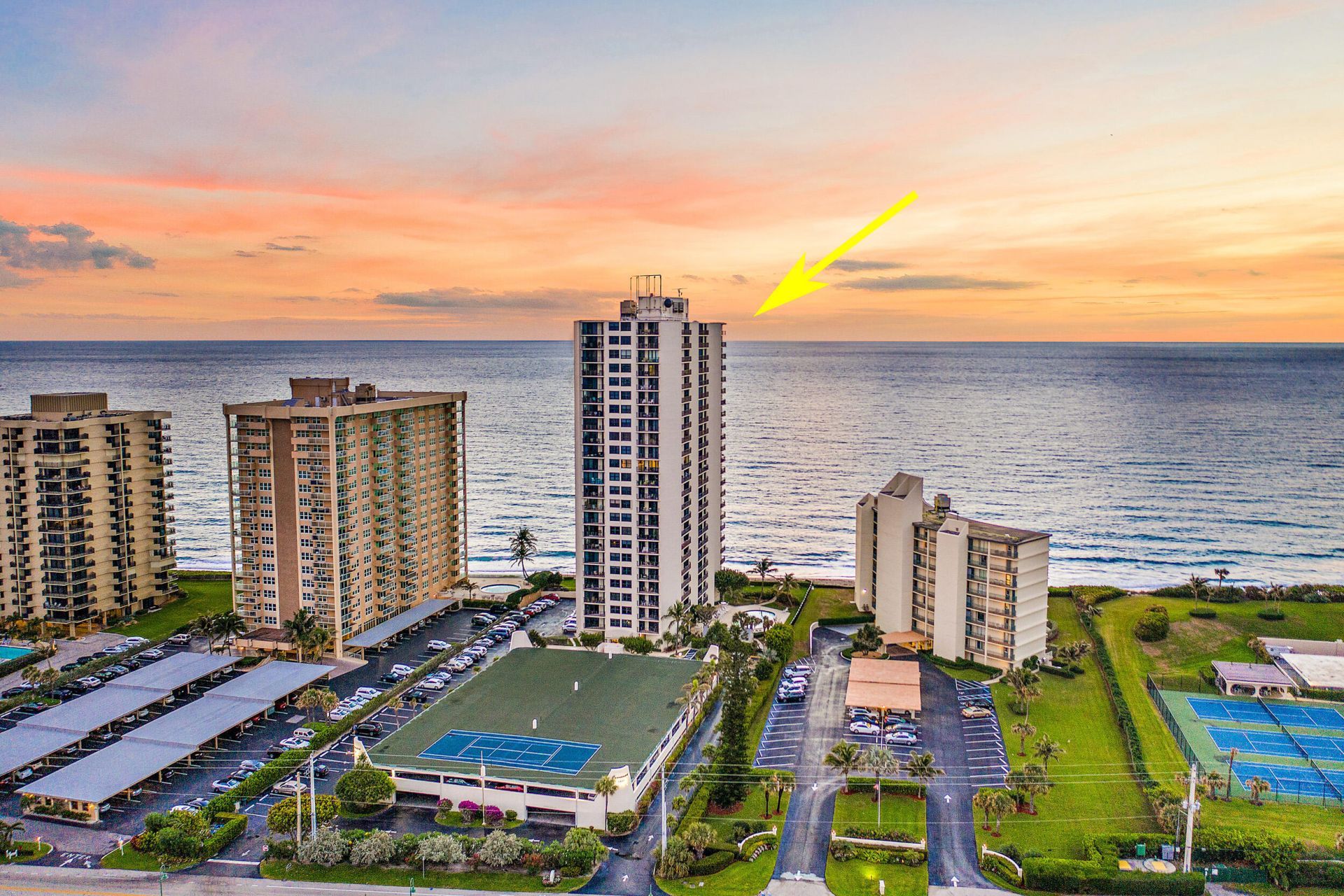 5420 N Ocean Drive, Unit 1705, Singer Island, FL 33404 Photo