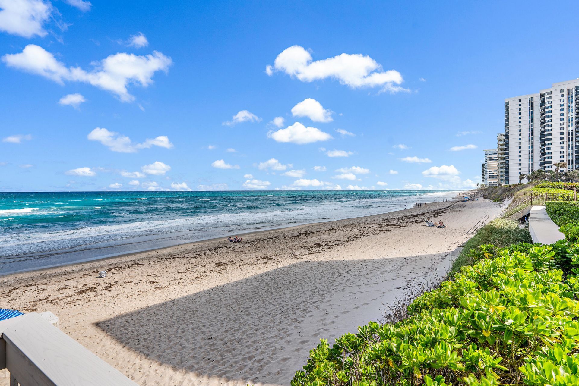5420 N Ocean Drive, Unit 1705, Singer Island, FL 33404 Photo