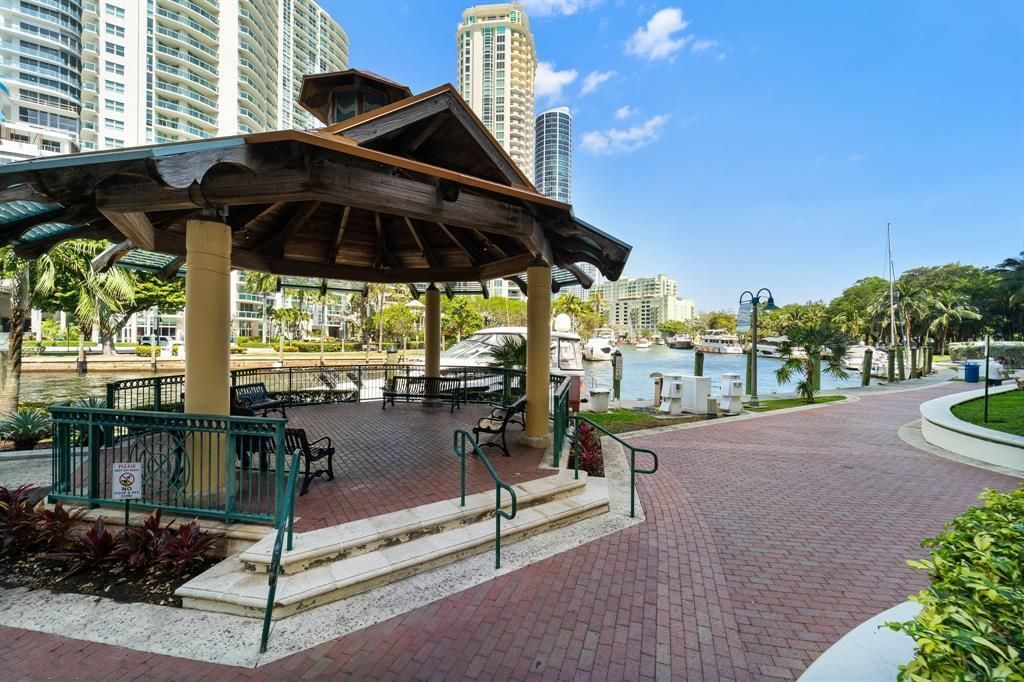 511 SE 5th Avenue, Unit 1701, Fort Lauderdale, FL 33301 Photo