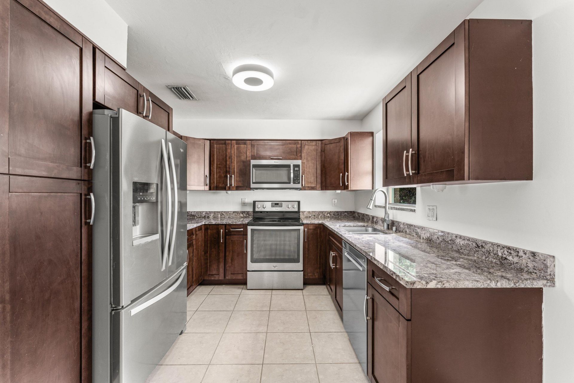 360 NE 23rd Way, Boca Raton, FL 33431 Photo