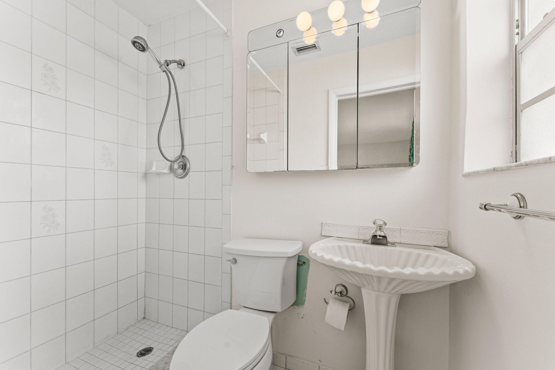 360 NE 23rd Way, Boca Raton, FL 33431 Photo