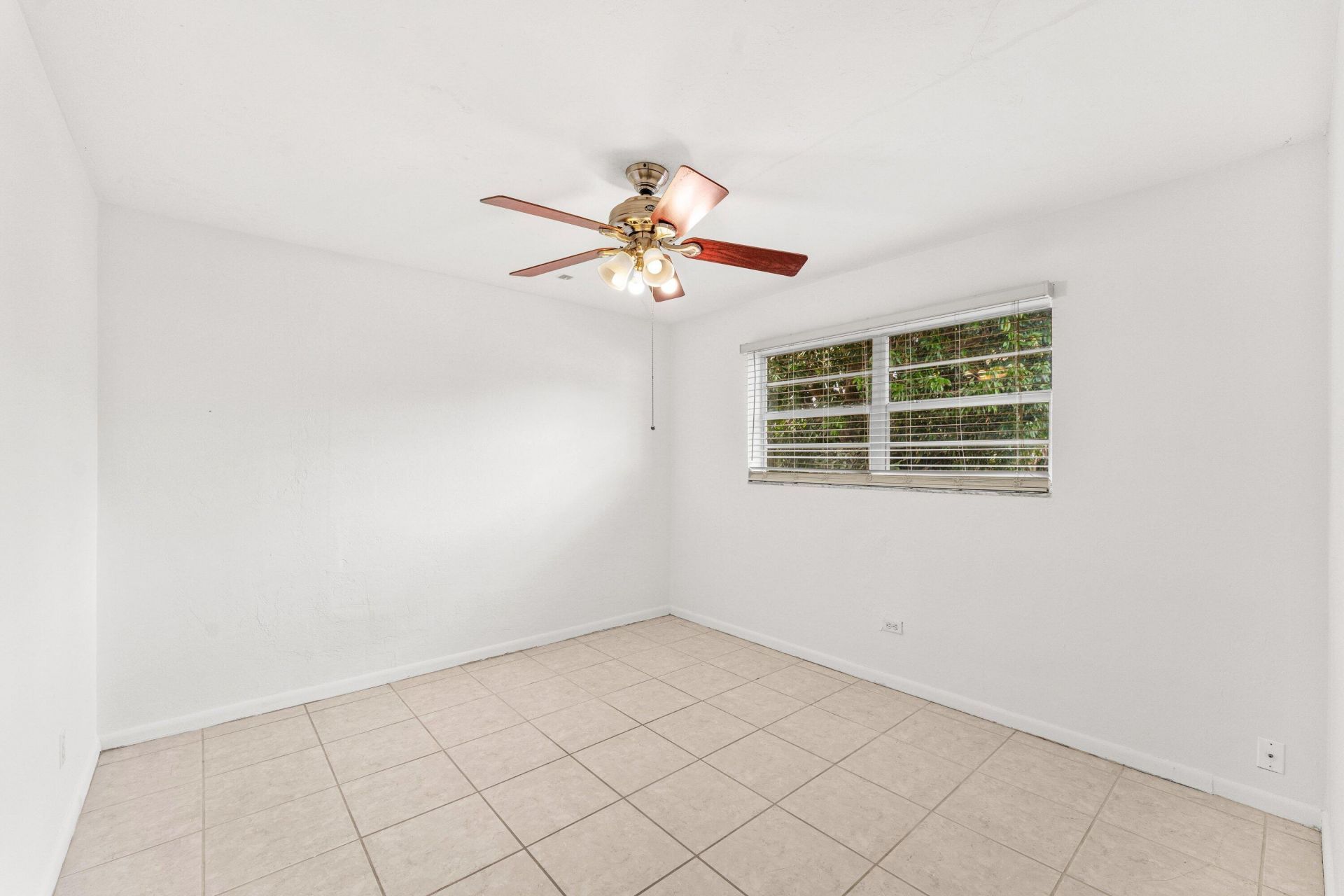 360 NE 23rd Way, Boca Raton, FL 33431 Photo
