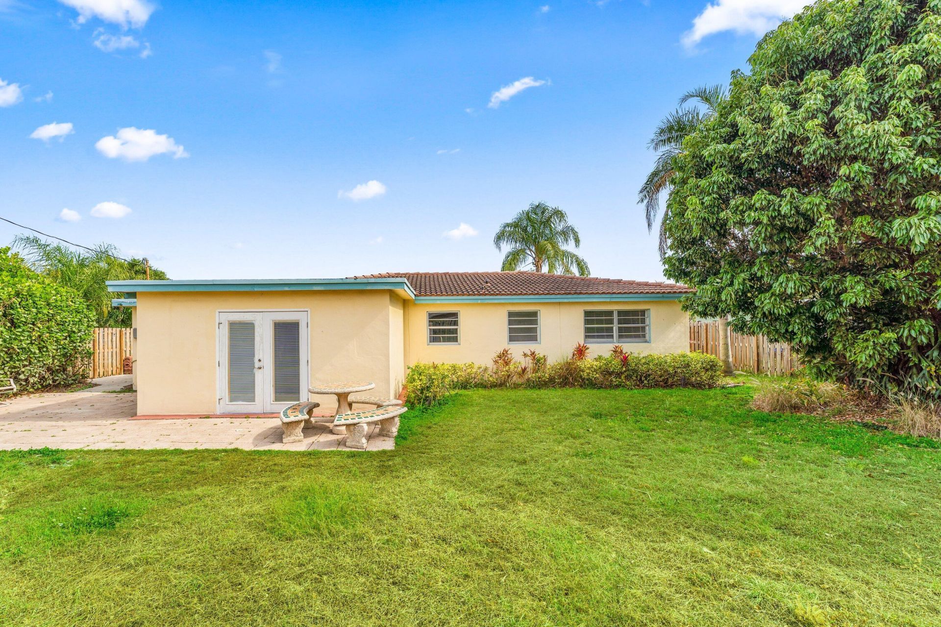 360 NE 23rd Way, Boca Raton, FL 33431 Photo