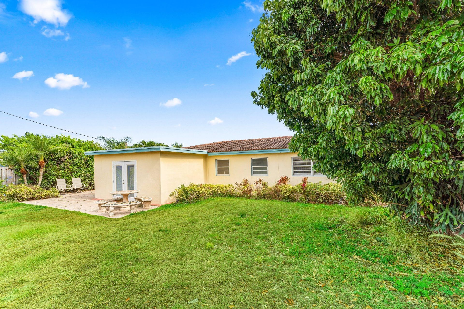 360 NE 23rd Way, Boca Raton, FL 33431 Photo