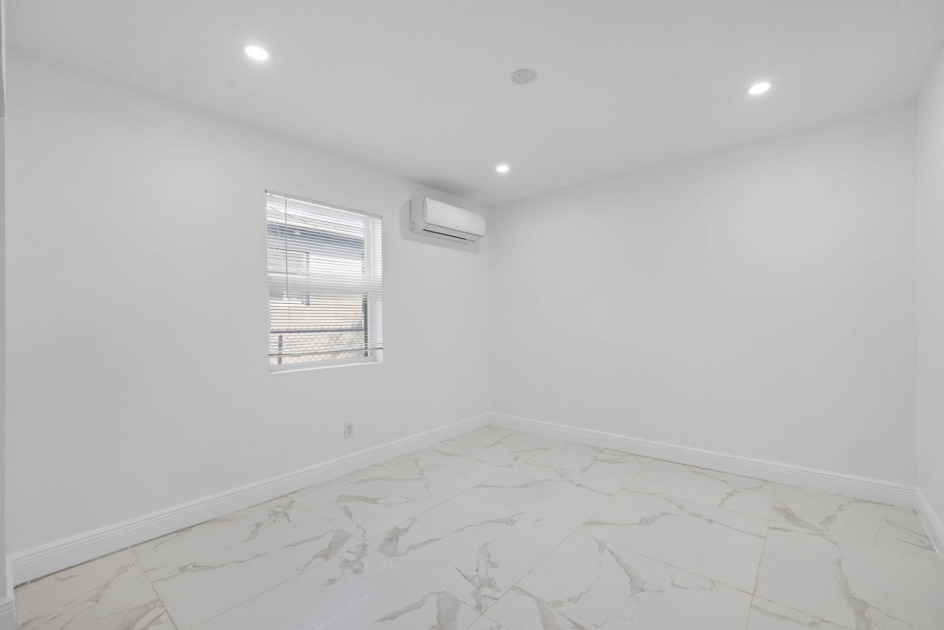 332 NW 97th Street, Miami, FL 33150 Photo
