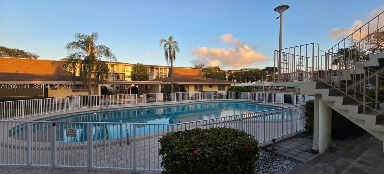 16900 NE 14 , Unit 109, Miami, FL 33162 Photo