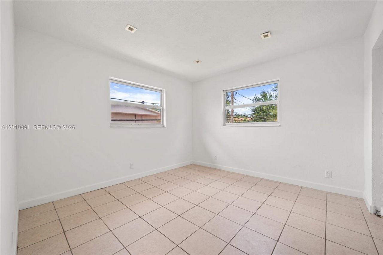 608 SW 16th Ave, Fort Lauderdale, FL 33312 Photo