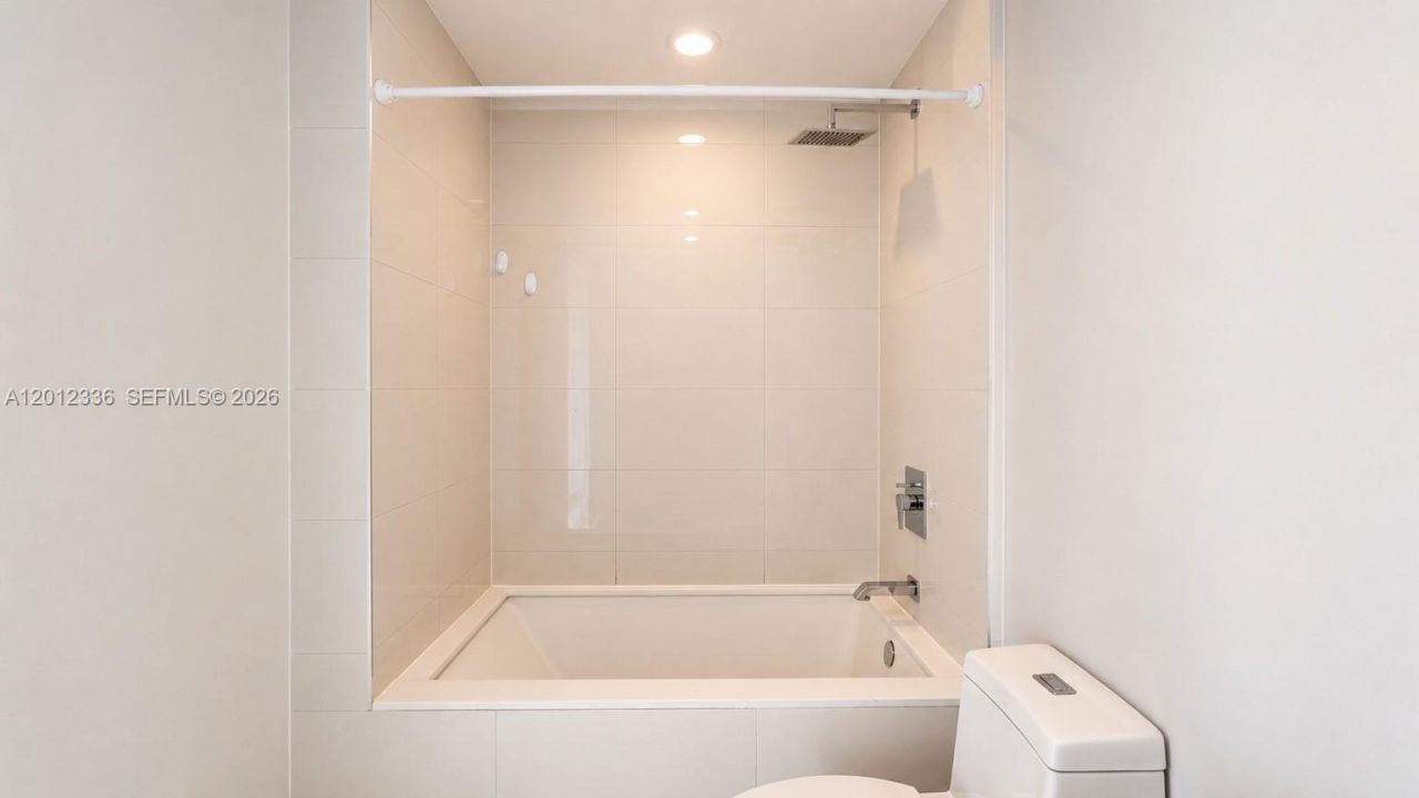 1300 S Miami Ave , Unit 4507, Miami, FL 33130 Photo