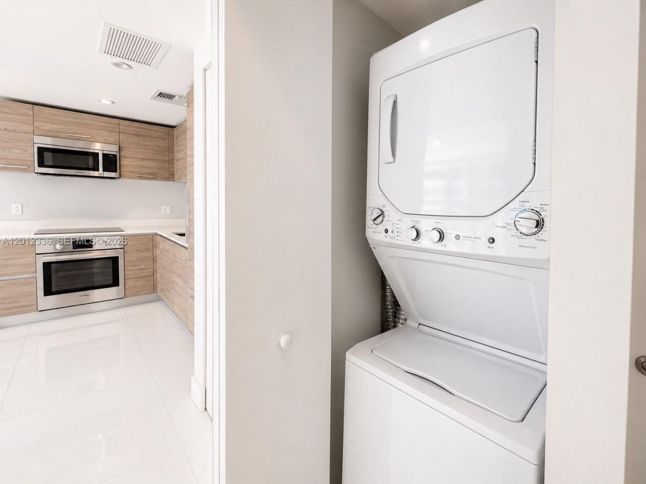 1300 S Miami Ave , Unit 4507, Miami, FL 33130 Photo
