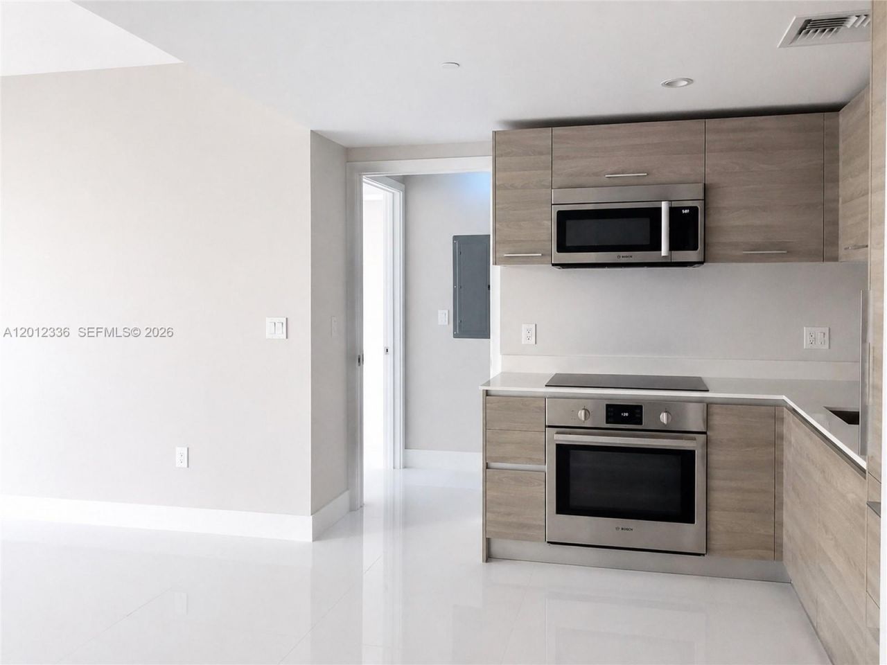 1300 S Miami Ave , Unit 4507, Miami, FL 33130 Photo
