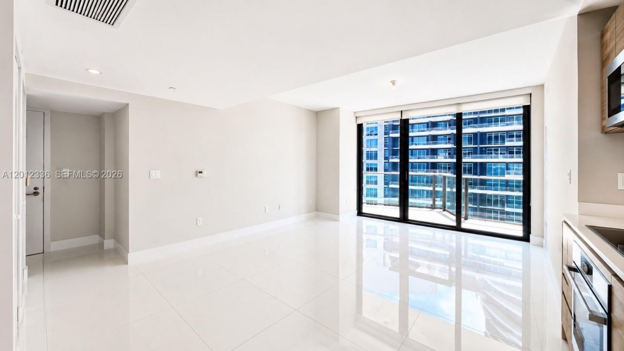 1300 S Miami Ave , Unit 4507, Miami, FL 33130 Photo