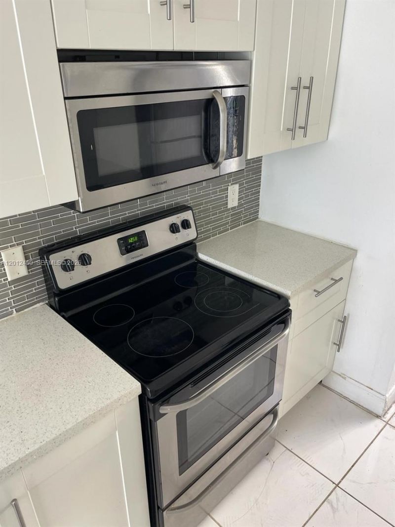 9999 Summerbreeze Dr, Unit 212, Sunrise, FL 33322 Photo