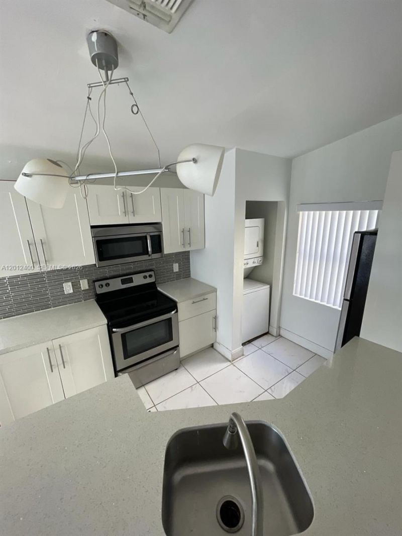 9999 Summerbreeze Dr, Unit 212, Sunrise, FL 33322 Photo