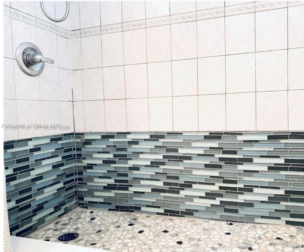 3020 Marcos Dr, Unit S103, Aventura, FL 33160 Photo