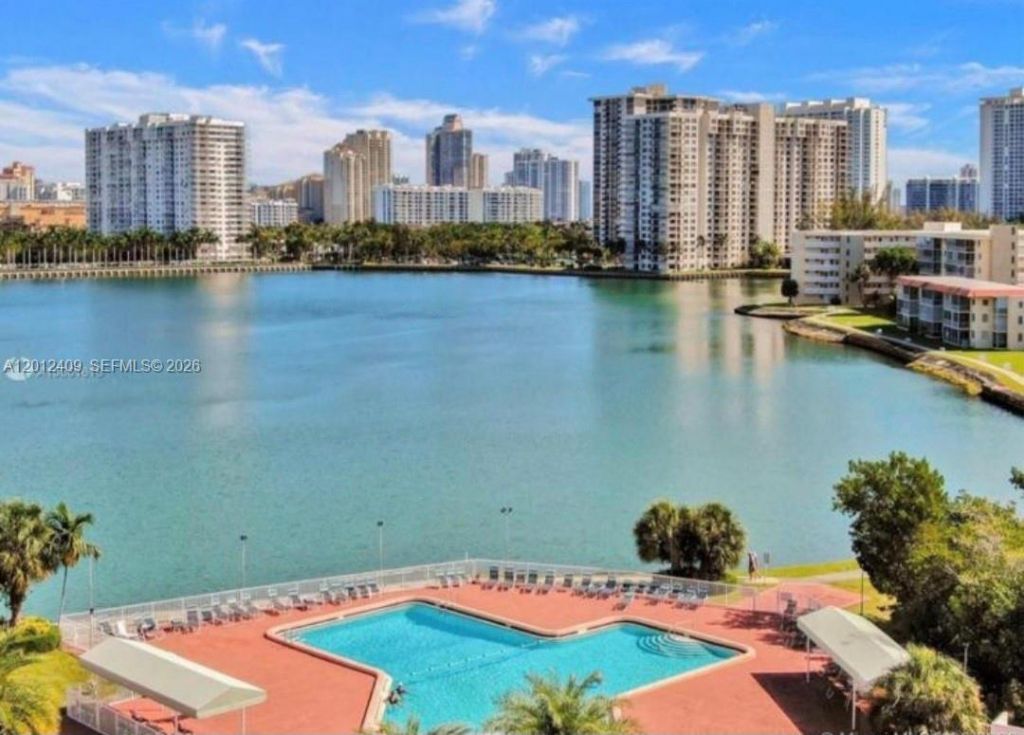 3020 Marcos Dr, Unit S103, Aventura, FL 33160 Photo