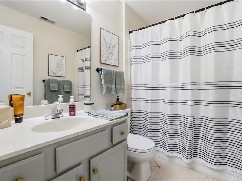 6630 Wareham Court, Unit 1, Centerville, OH 45459 Photo 18