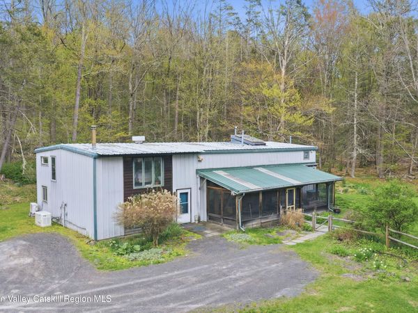 4 Ashley Lane, Woodstock, NY 12498