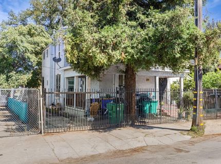 1211 E Main St, Stockton, CA 95205 Photo