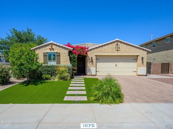1070 E ORIOLE Drive, Gilbert, AZ 85297