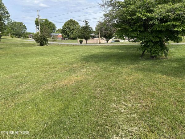 5552 Thompsie Drive, Russellville, TN 37860