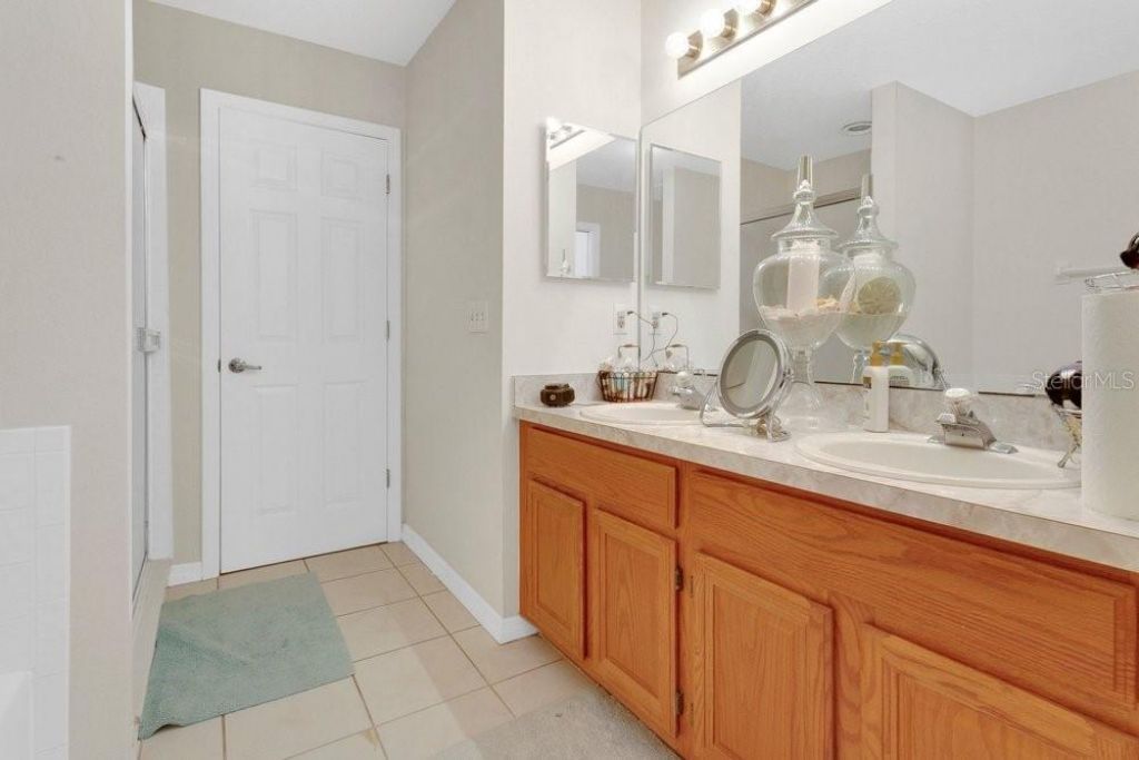 3403 Gatlin Place Circle, Orlando, FL 32812 Photo