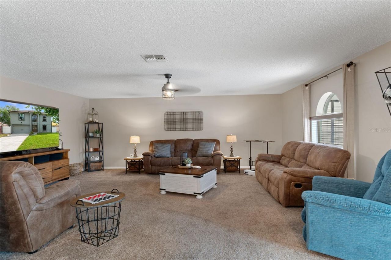 2451 Deltona Boulevard , Spring Hill, FL 34606 Photo