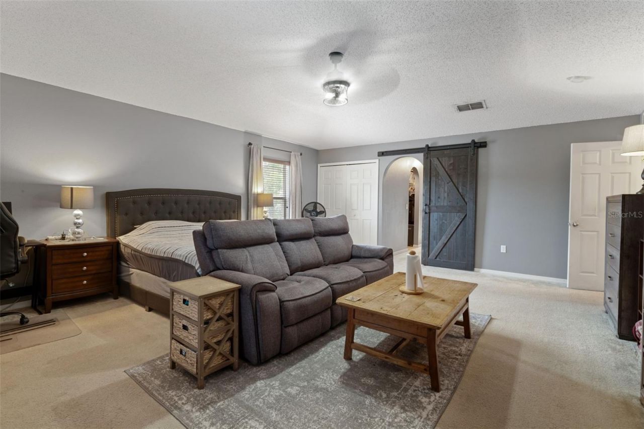 2451 Deltona Boulevard , Spring Hill, FL 34606 Photo