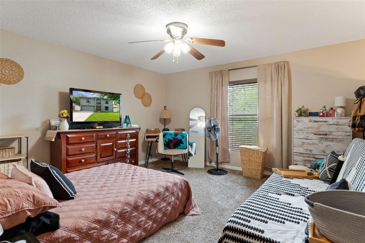 2451 Deltona Boulevard , Spring Hill, FL 34606 Photo