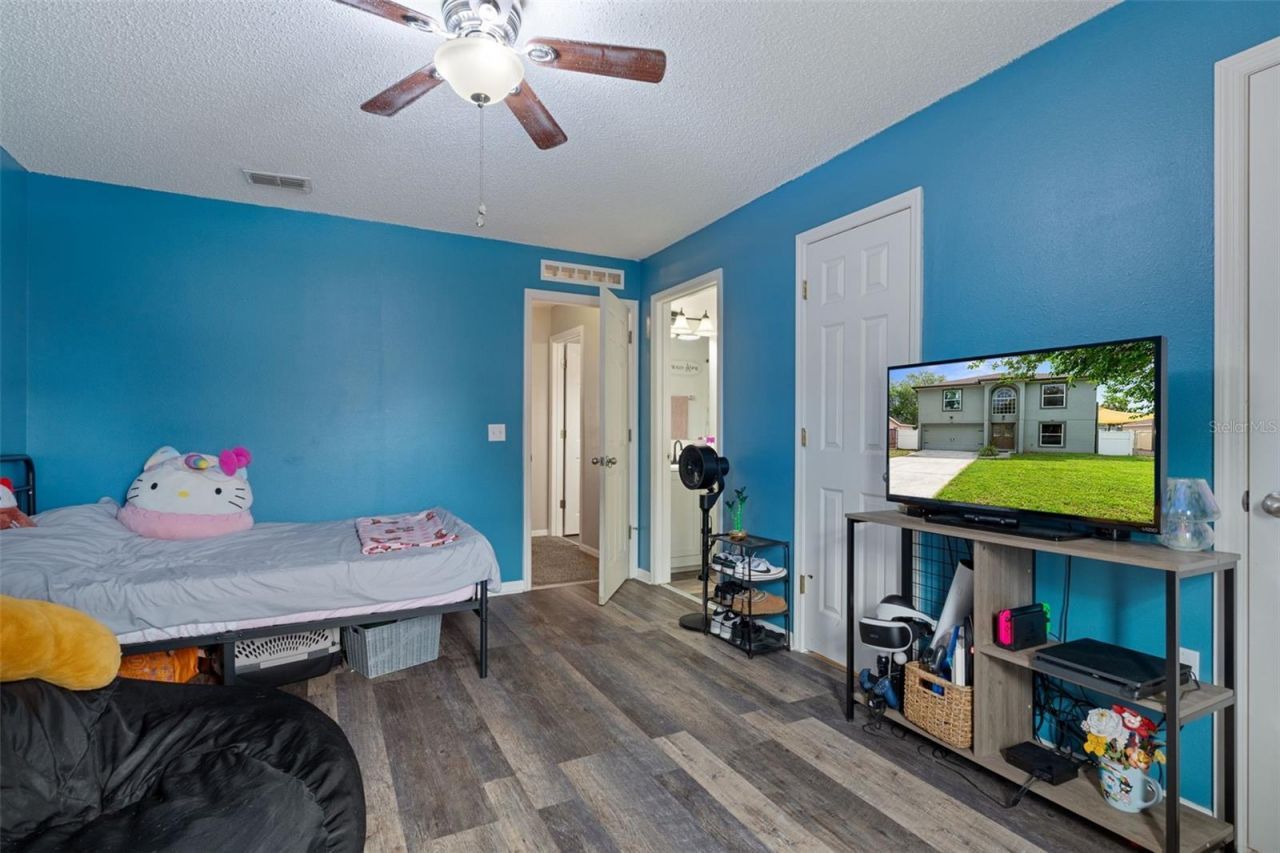 2451 Deltona Boulevard , Spring Hill, FL 34606 Photo