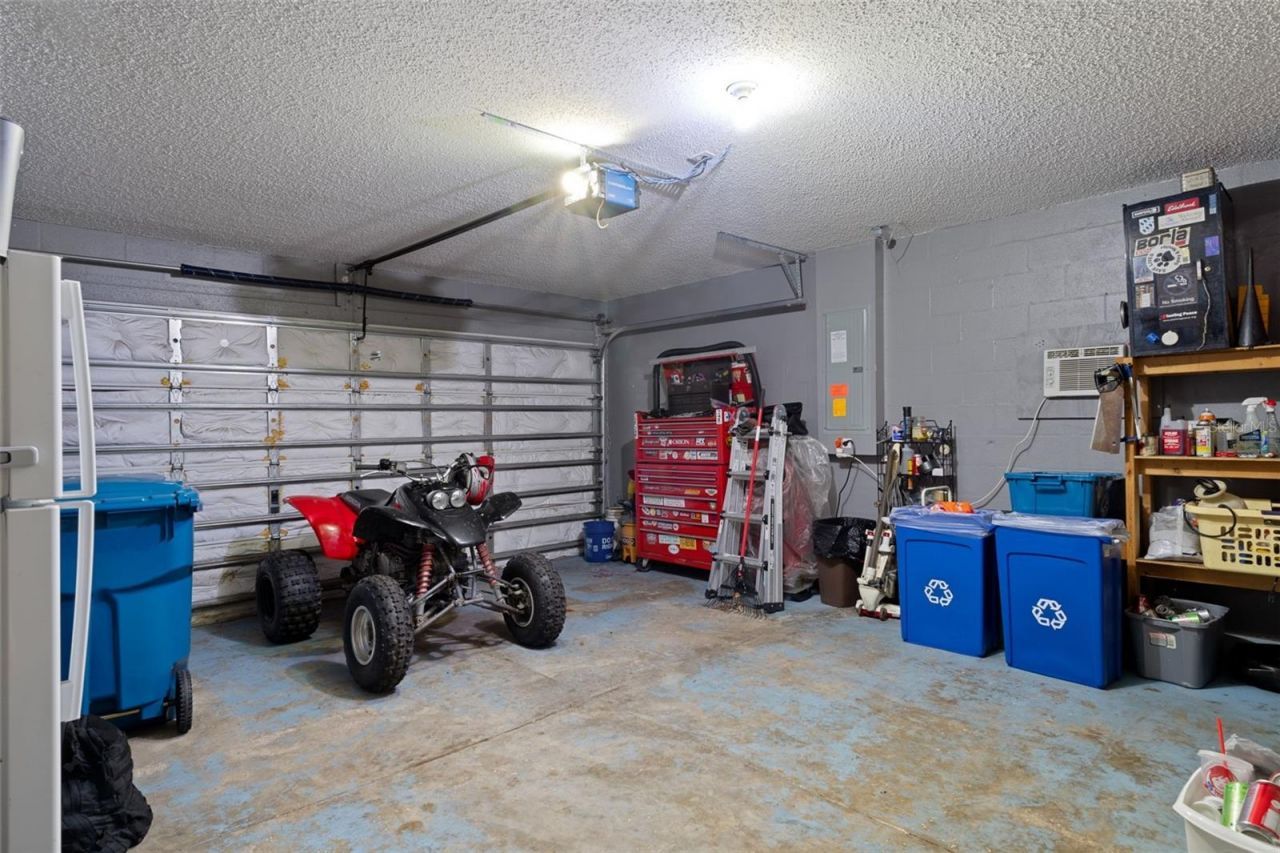 2451 Deltona Boulevard , Spring Hill, FL 34606 Photo