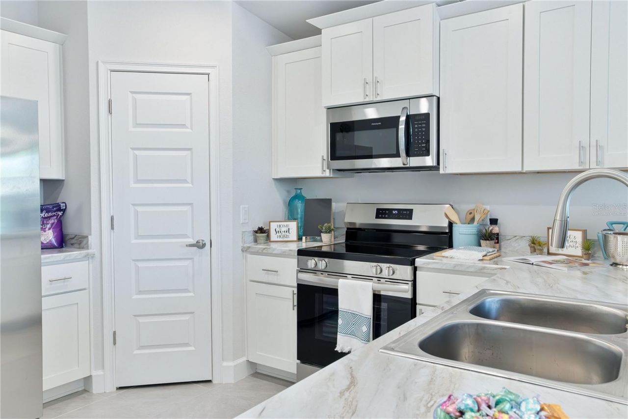 1841 N Roberts Trail , Bell, FL 32619 Photo