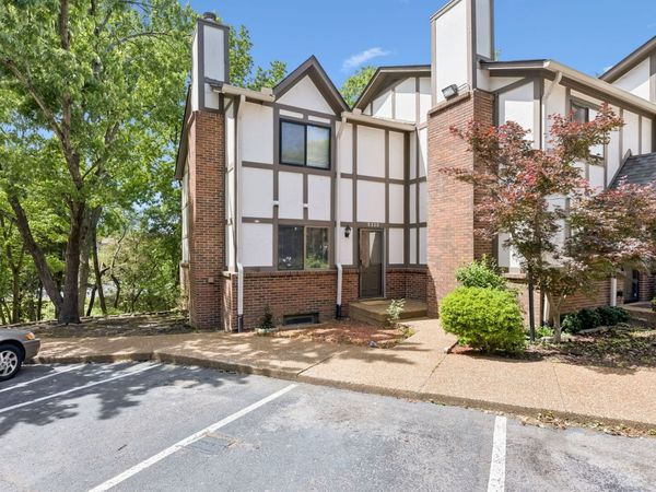 5330 Edmondson Pike , Nashville, TN 37211