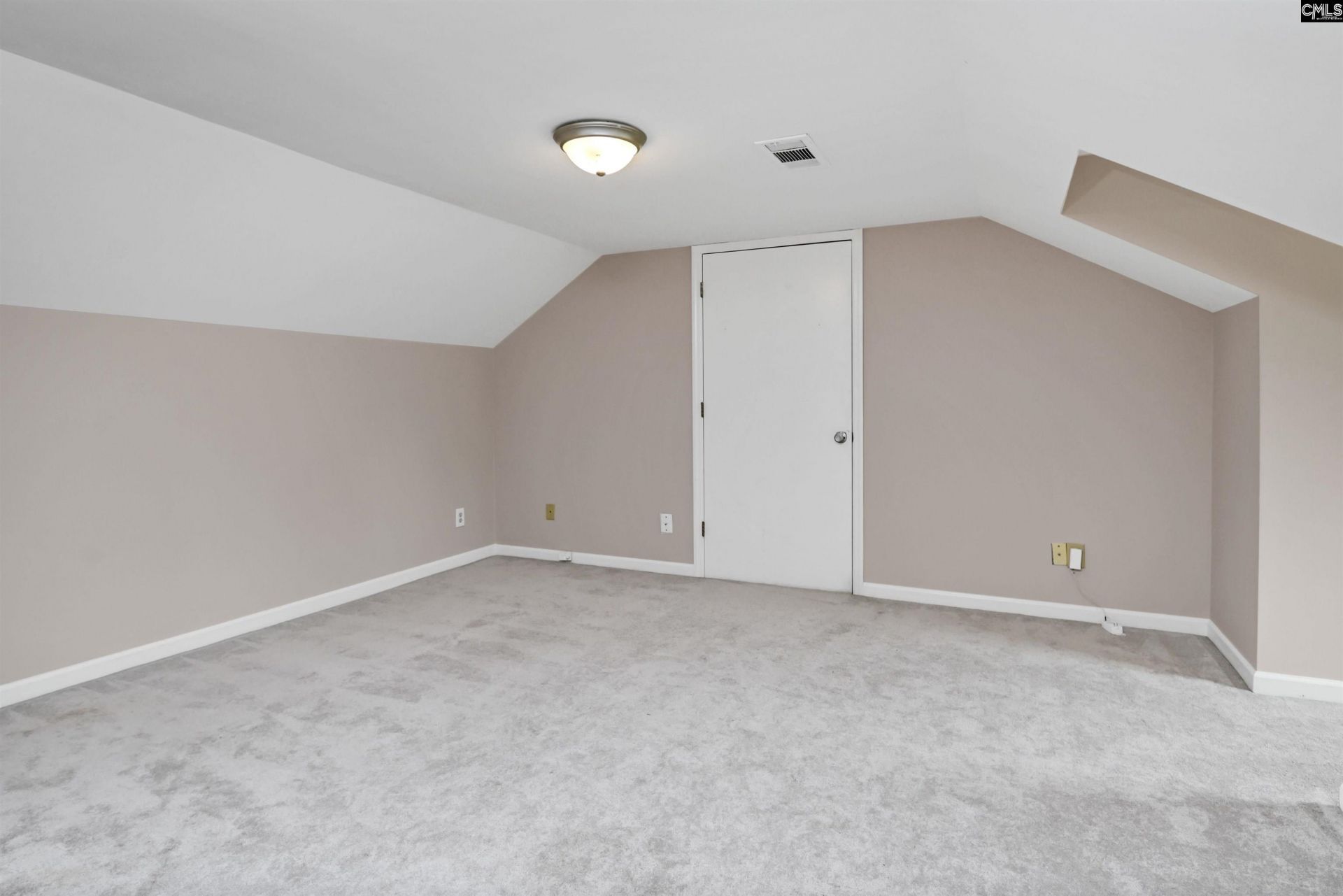 133 Tam O Shanter Drive Photo 32