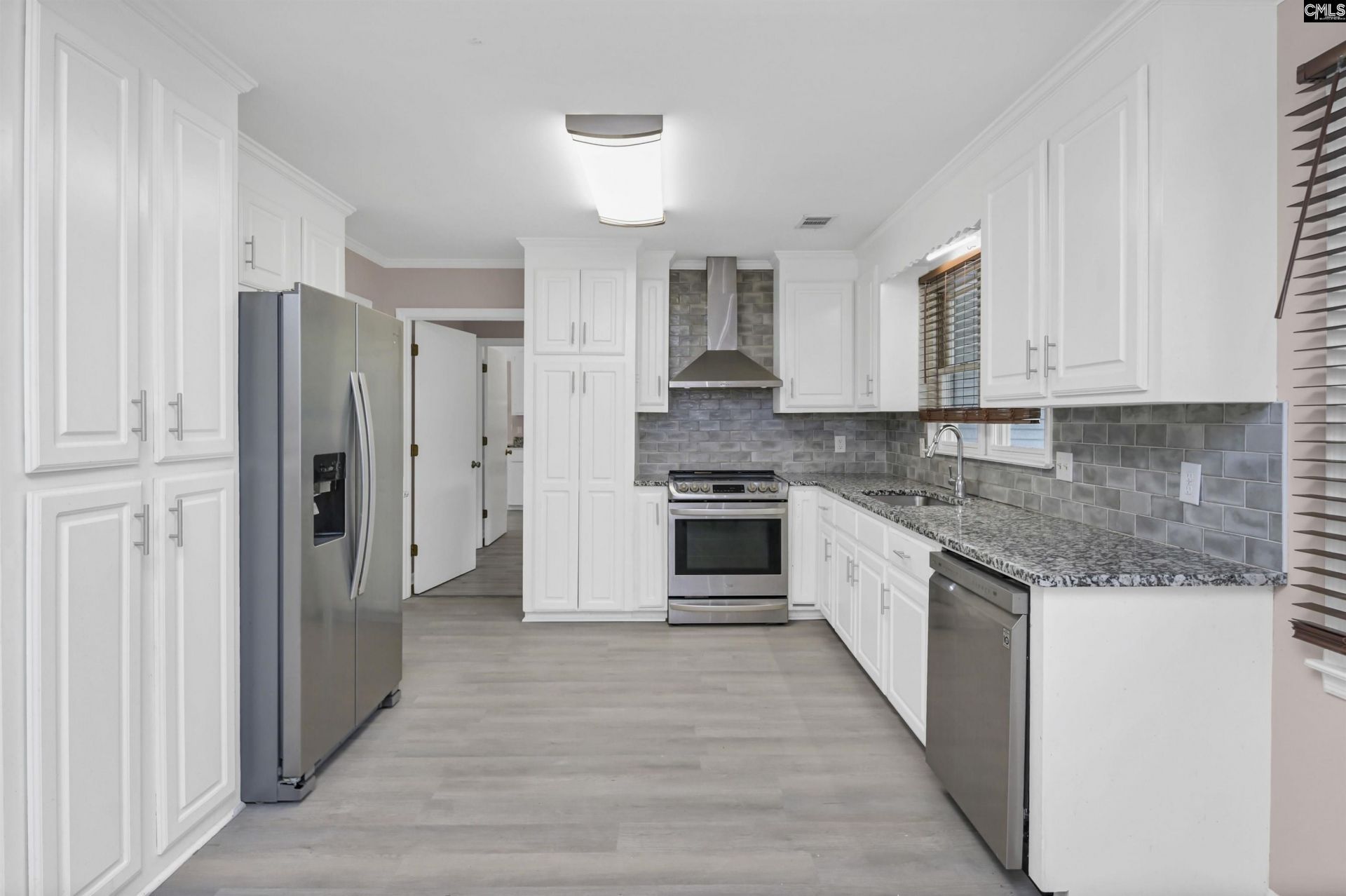133 Tam O Shanter Drive Photo 8