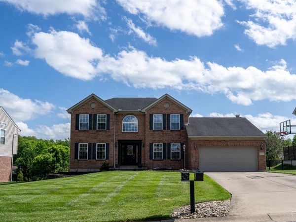 6343 Carriageview Ln, Green Twp, OH 45248
