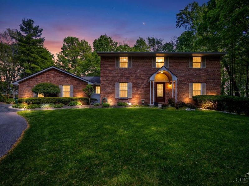 6423 Visitation Drive, Cincinnati, OH 45248 Photo 2