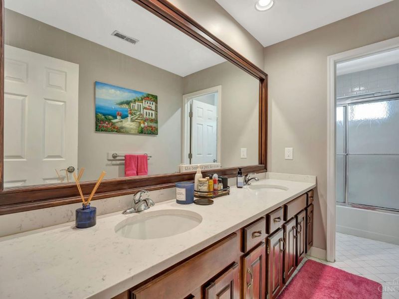 6423 Visitation Drive, Cincinnati, OH 45248 Photo 33