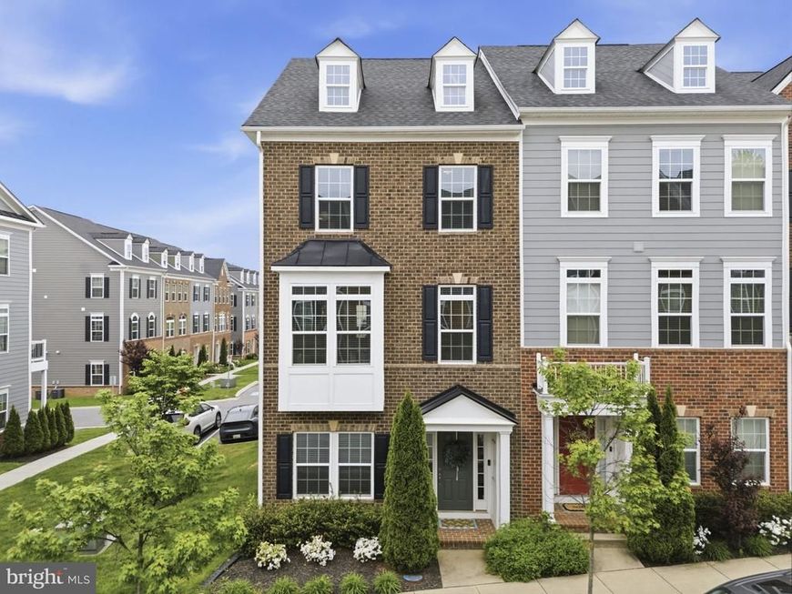 5977 Glen Willow Way, Ellicott City, MD 21043 Main Photo