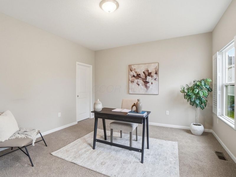 4332 Ahwick Green, Unit 42, Hilliard, OH 43026 Photo 4